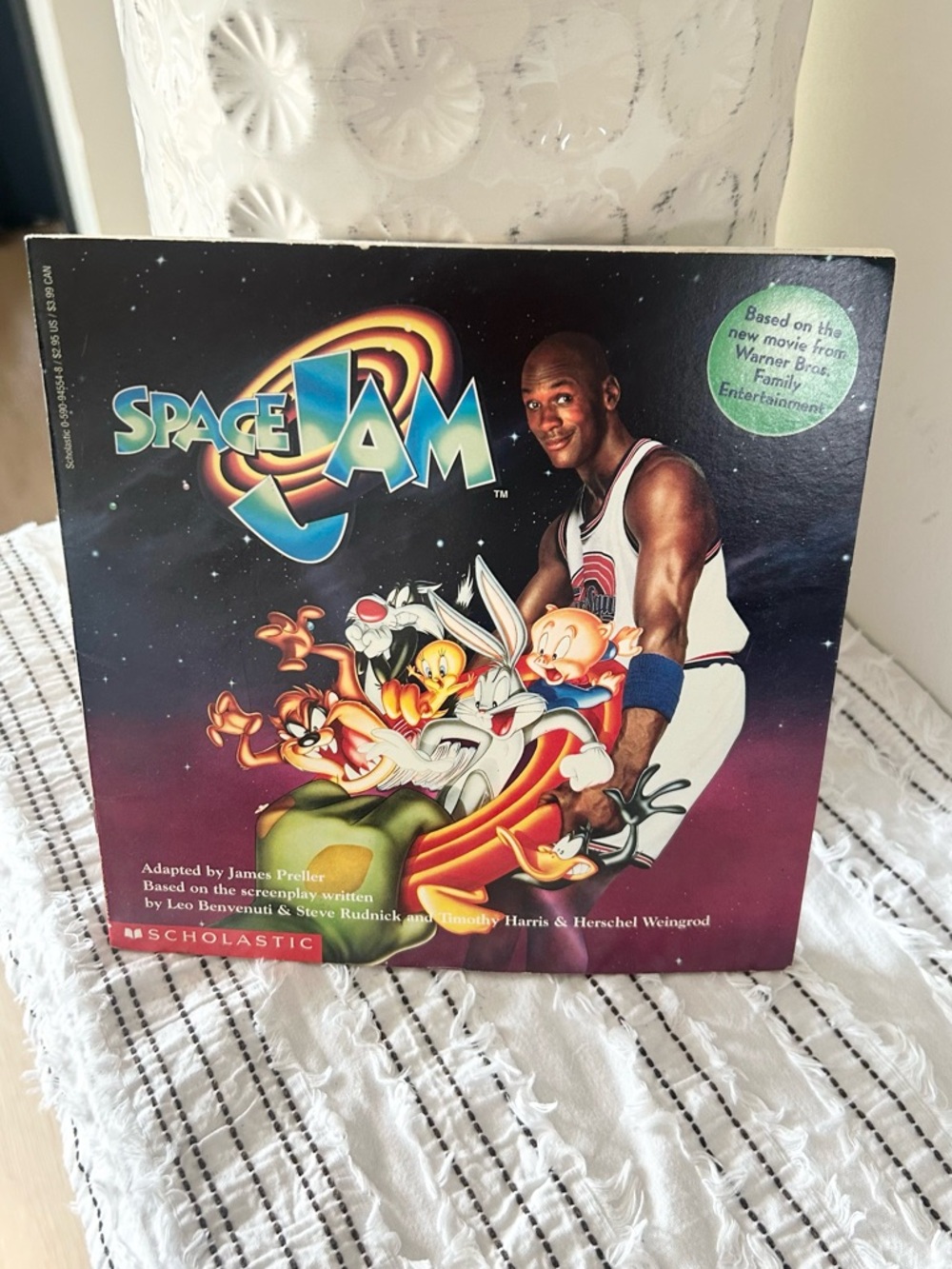 Vintage 1996 Space Jam Paperback Book Michael Jordan Looney Tunes